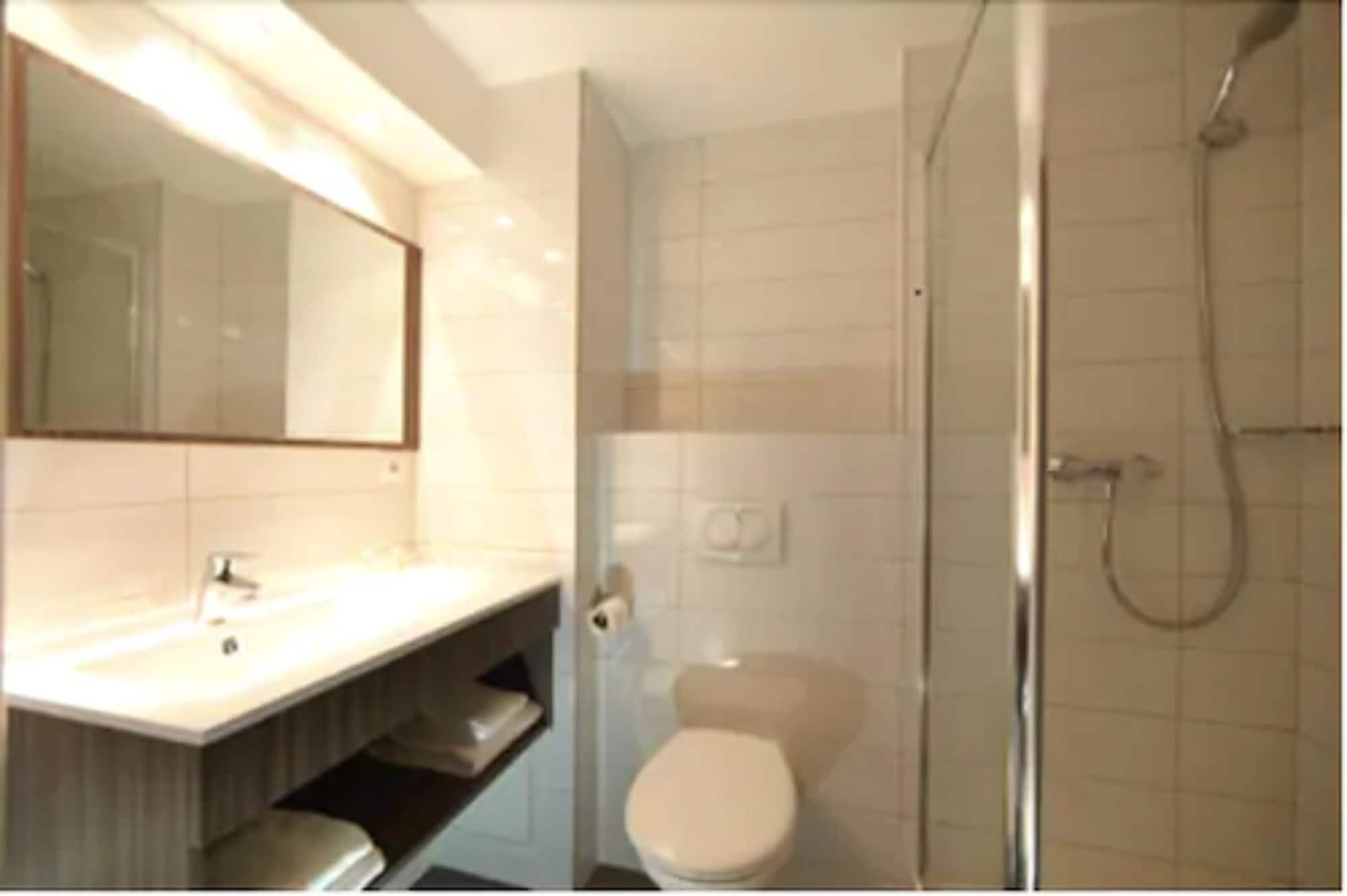 Appart'Hotel Hevea Valence  Ngoại thất bức ảnh