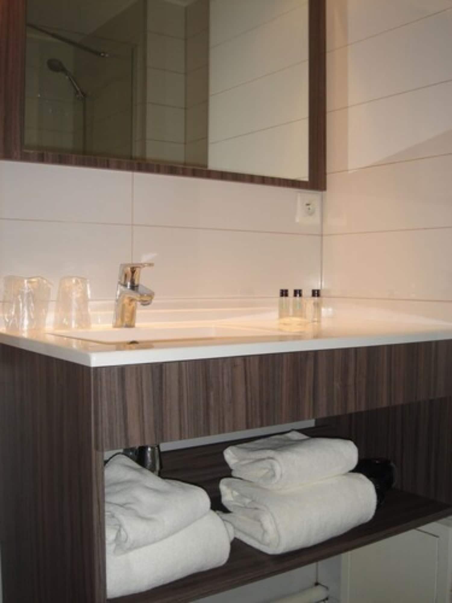 Appart'Hotel Hevea Valence  Ngoại thất bức ảnh