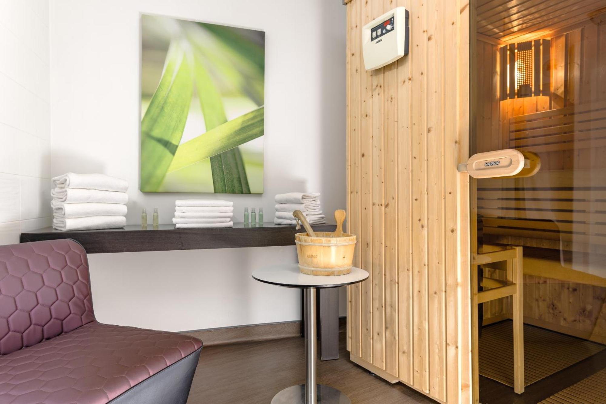 Appart'Hotel Hevea Valence  Ngoại thất bức ảnh